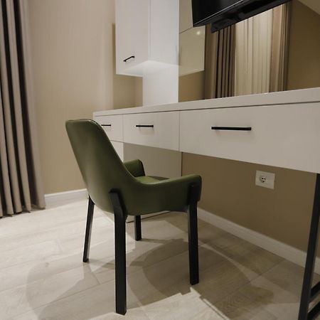 Admiral Hotel Elbasan Kamer foto