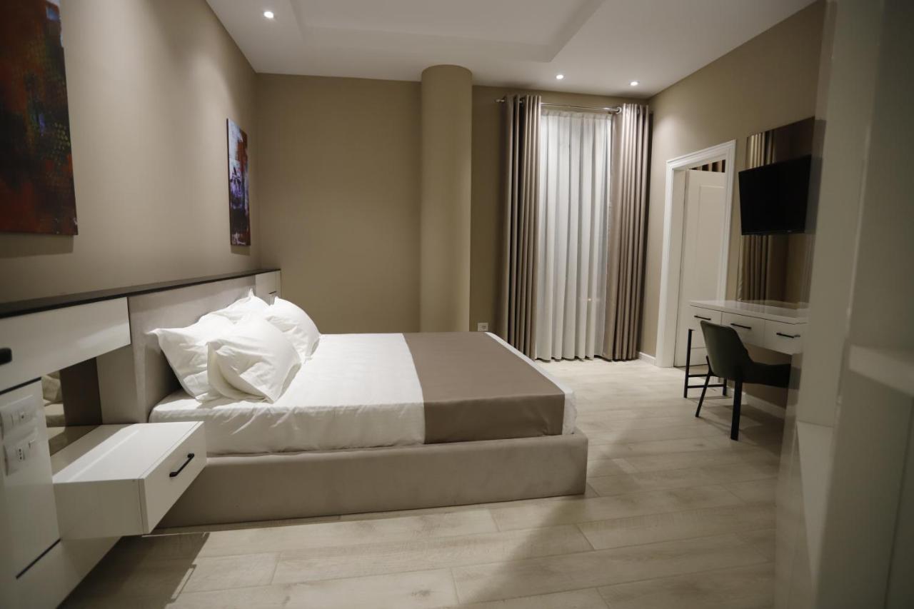 Admiral Hotel Elbasan Kamer foto