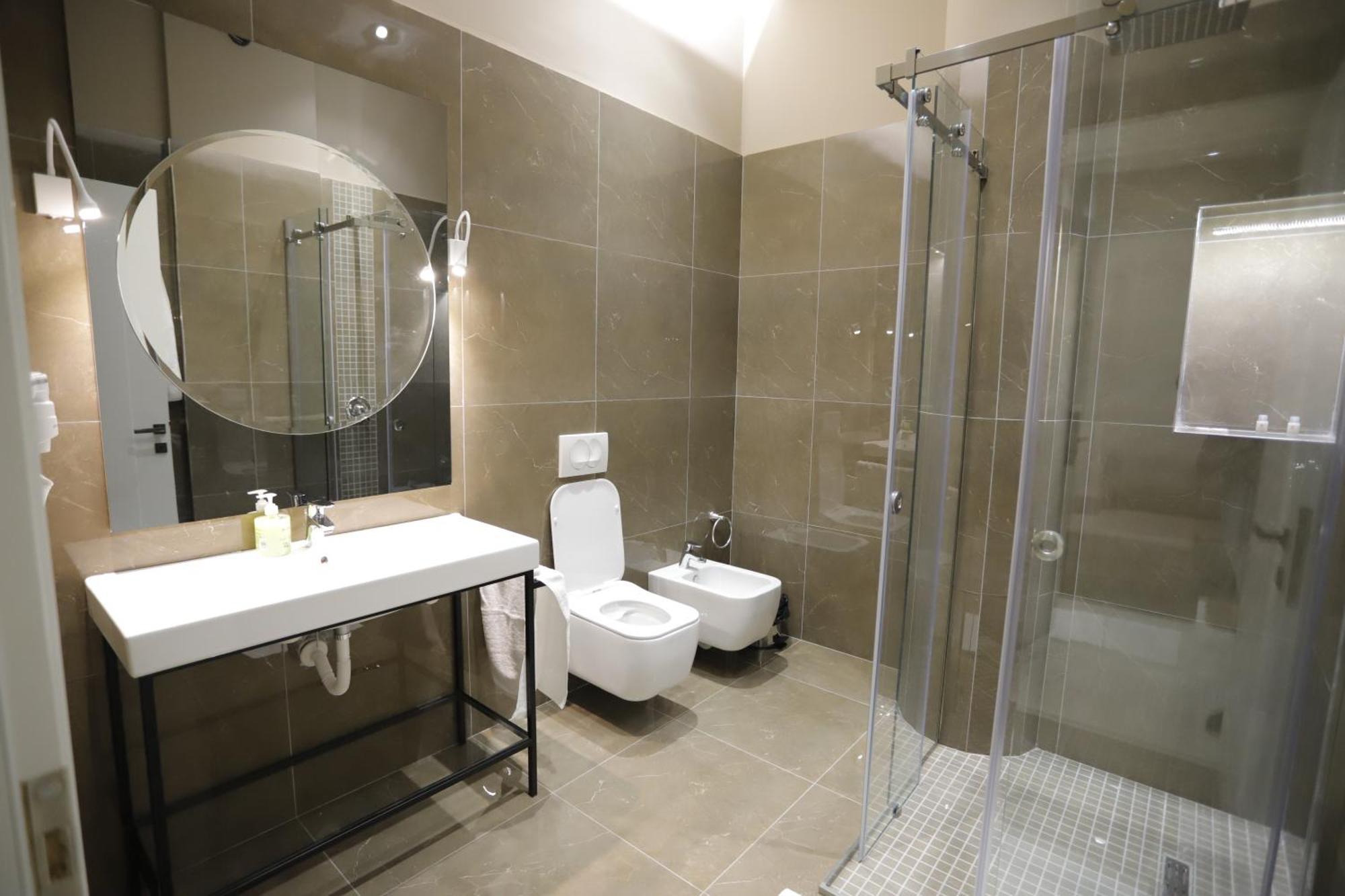 Admiral Hotel Elbasan Kamer foto